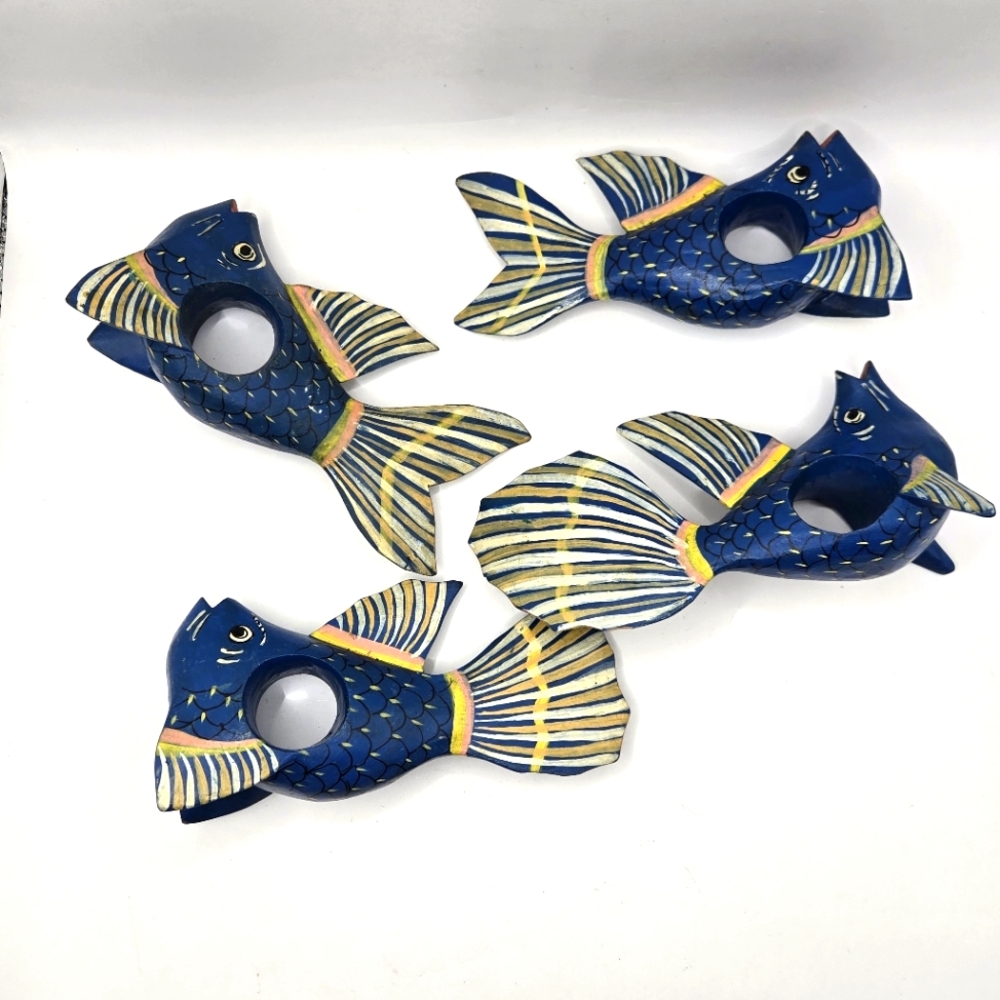 Set 4 WOODEN TROPICAL FISH NAPKIN RINGS Holders Hand Painted Nautical Decor 6 in